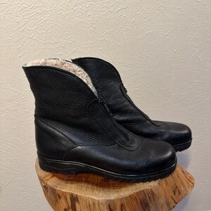 Women's Black Winter Boots